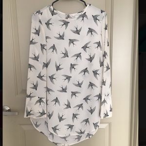 Light Long-Sleeve Tunic Blouse-Bell Cuff Sleeve